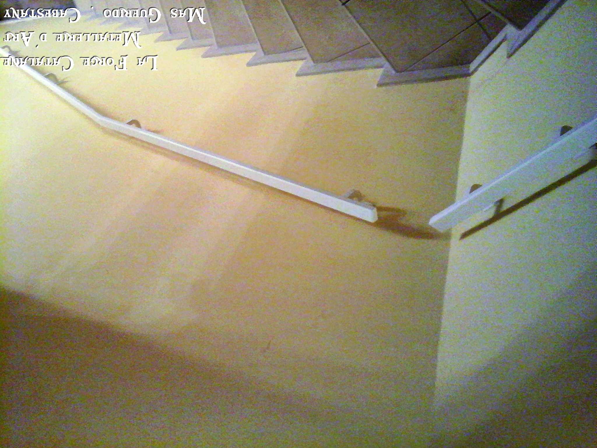 main courante tube rectangulaire sans crosses sans jonction thermolaquage blanc forge catalane 5.jpg